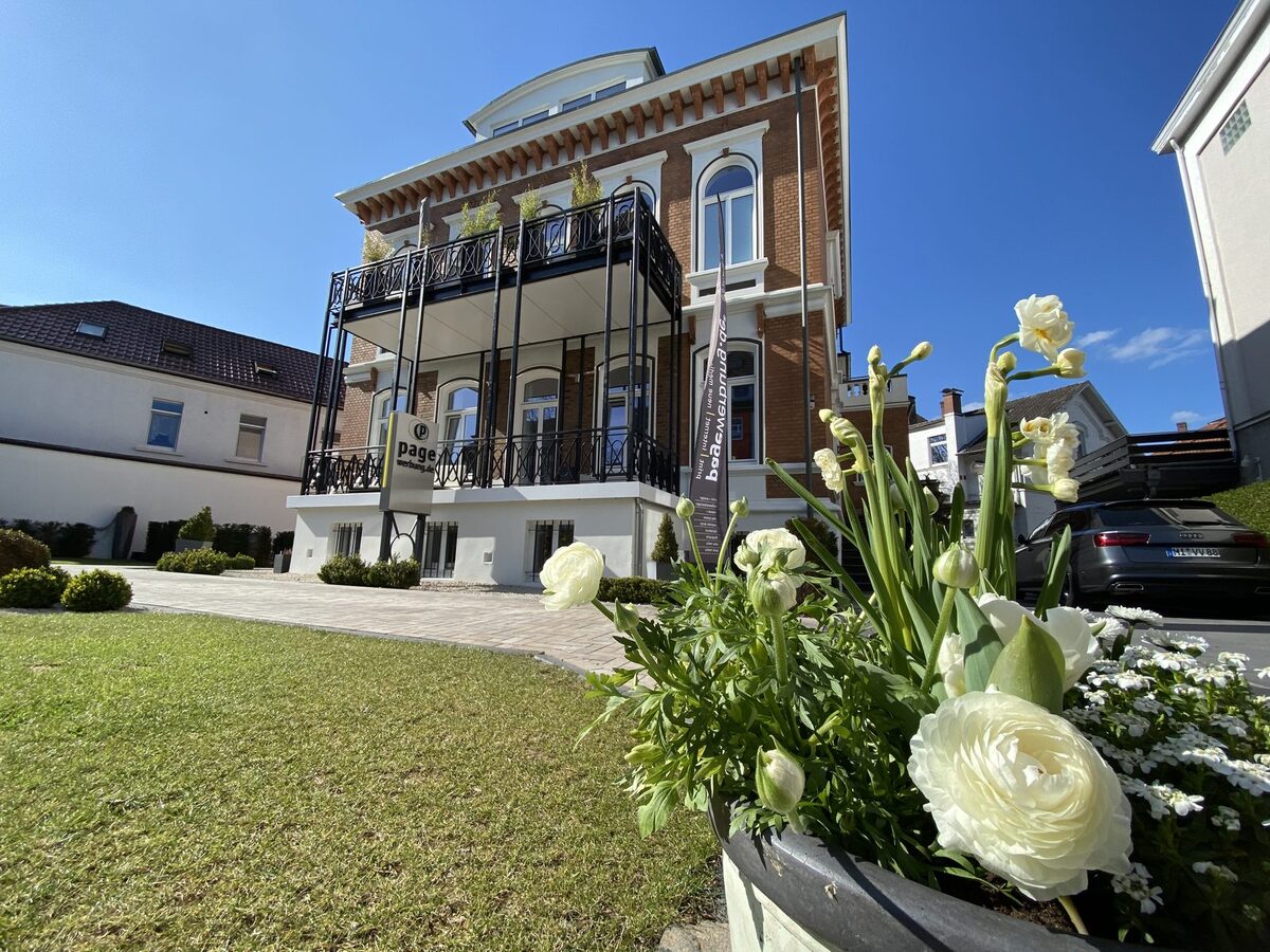 Herforder Straße 48 in Bad Oeynhausen – Gartenseite der sanierten Denkmalvilla von Immobilienservice OWL